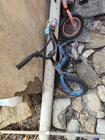 Uşaq geyimi və ayaqqabıları: Uşaq velosipedləri paketi Nevelerim xarice getdiyi ucun satiram Her — 6