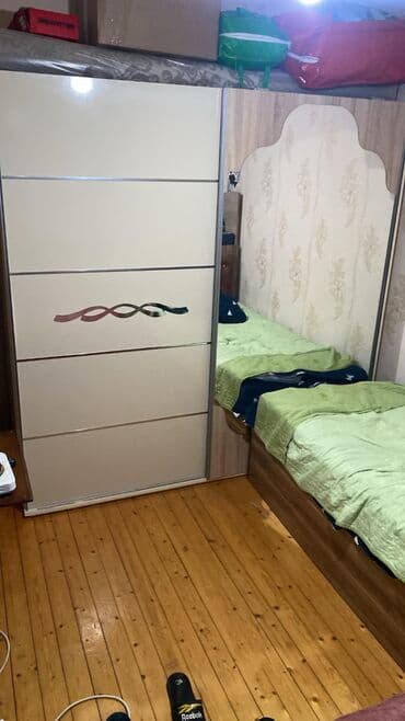 Qarderob, paltar dolabı