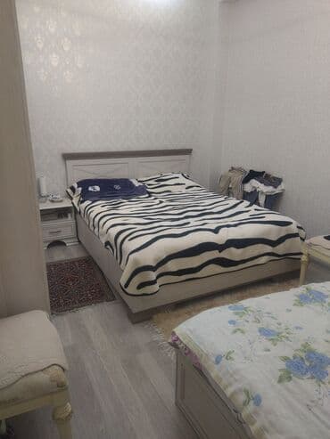 1 otaqli kiraye: Mənzil – zövqlə təmir olunmuş, işıqlı və rahat plan. - Geniş zal — 2