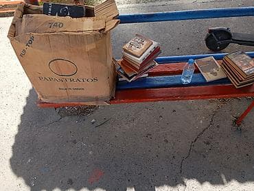 Müxtəlif janrlarda kitablar toplusu - Qutu-qutu qarışıq kitablar