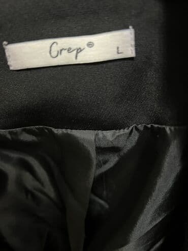 qadın kostyum: Пиджак-болеро б/у. В отличном состоянии. Qara rəngli qadın pencek- — 2