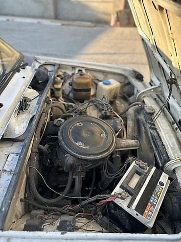 e 250 cdi: VAZ 2106 sedan - Gövdə: klassik 4 qapılı “şestorka”, ön xrom/qaranlıq — 5