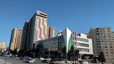 sabuncuda ev: ✨ PREMIUM TƏKLİF! ✨ 📍 Elmlər metrosuna 5 dəqiqəlik məsafə 🏢 Premium — 3