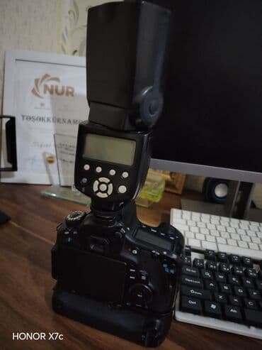 canon 2000d qiymeti: Canon 60 de body. Canon 17 40. mm linza. Baterye girib. Havza — 5