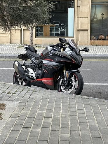 - 450 sr, 450 sm3, 2022 il, 35200 km — 4