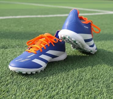 nerd oyunu yukle: Butslar Adidas, Ölçü: 40 — 1