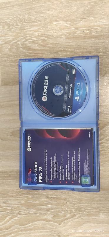 plazmalar: Bir neçə PS4 oyunu satıram. Hamsı işlək vəziyyətdədir. 1. GTA 5 - 30 — 6