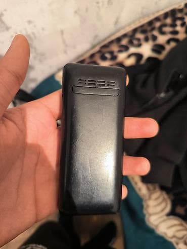 sade telfon: Itel düyməli mobil telefon - Kompakt korpus, rahat tutuş - Rəqəmsal — 2
