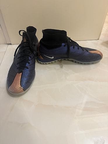 Butslar: Butslar Nike, Ölçü: 40, İşlənmiş — 2
