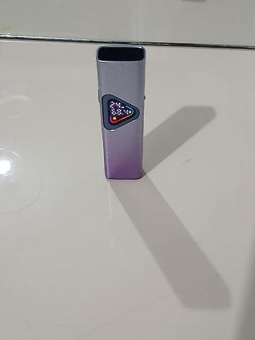 Vozol brendinin kompakt birdəfəlik elektron siqareti (vape)