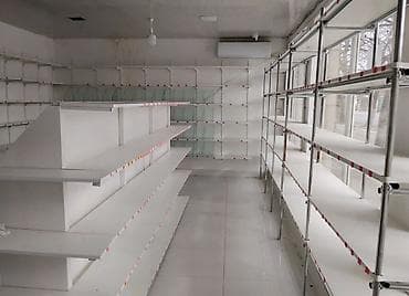 аренда бутиков: İcarəyə verilir – vitrinli obyekt/iş yeri Xüsusiyyətlər: - Geniş ön — 4