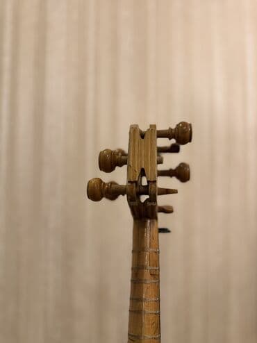 Saz: Məhsul: Tar (Azərbaycan xalq çalğı aləti) Təsvir: - Klassik 11 pərli — 9