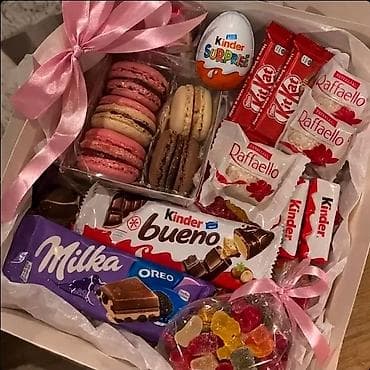 Hədiyyəlik şirniyyat qutusu/ Giftbox modeli - Zövqlə bəzədilmiş — 1