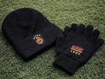 Ətəklər: Qalatasaray loqolu papaq və əlcək dəsti 💛❤️ Məhsullar əldədir — 1