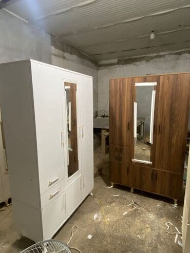 Yeni, Açılan, 3 qapılı Düz dolab, Qarderob, paltar dolabı lalafo.az -da Yeni, Açılan, 3 qapılı Düz dolab, Qarderob, paltar dolabı