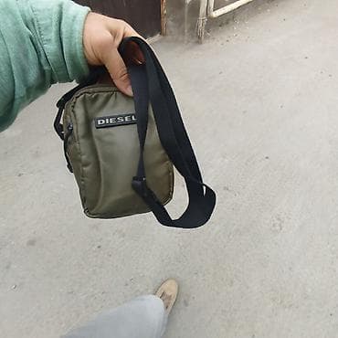 sumqa: Çiyin çantası, Diesel — 1