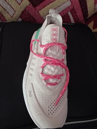 krosofka: Brend. Under Armour krasofka — 2