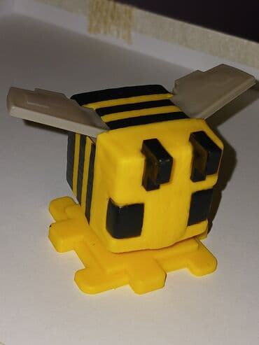 Fiqur, Plastik, rəng - Sarı