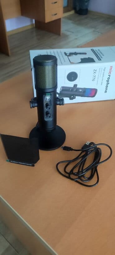 polis mikrofon: Mikrofon — 1