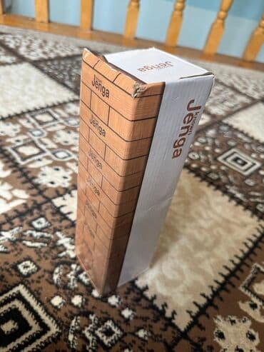 Jenga taxta bloklardan ibarət, diqqət və strateji düşüncə tələb edən