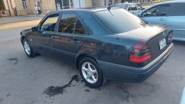 masin səkilləri: Mercedes-Benz 200: 2 l | 1996 il Sedan — 2
