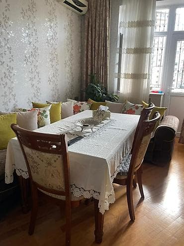 Qonaq otağı üçün, Açılmayan, Dördbucaq masa, 6 stul — 1