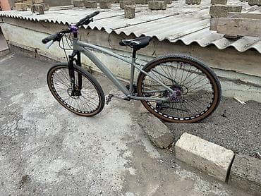 Şəhər və yüngül off-road üçün yığılmış MTB tipli velosiped. Texniki — 4