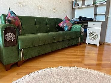 Divan fabrik istehsalidir. 0 mexanizmadi yerinde acilir. Alti sandiq