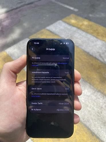 IPhone 15 Pro, 128 GB, Qara, Barmaq izi, Face ID, Simsiz şarj — 8