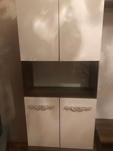 paxlava altlığı: İşlənmiş, Düz TV altlığı, Polkalı, Şüşəli — 3