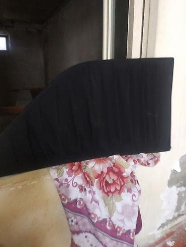 taxt ortuyu: Qara pliseli pencək/plaş astarı – parça detalı - Rəng: qara - Dizayn — 1