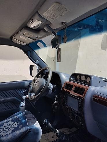 Toyota Land Cruiser Prado J90, gümüşü rəng. - Kuzov: 5 qapı, tam — 10