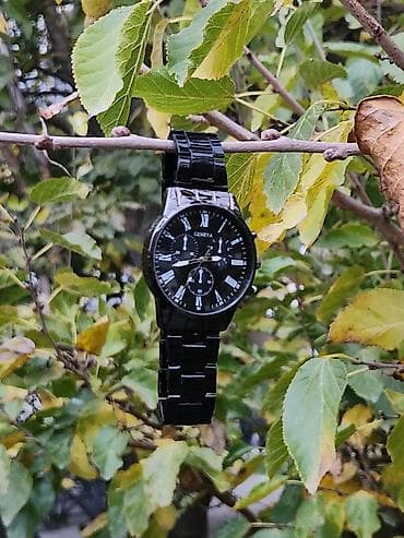 Qol saatı, rəng - Qara