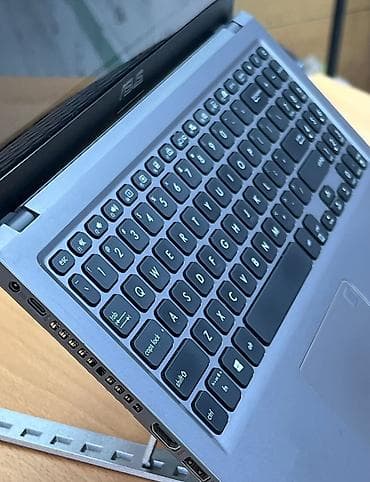 hp 15: Model: Asus Vivobook 15 CPU: intel Core i5-1135G7 Ekran: 15.6" Full HD — 1