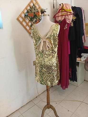 don: Qızılı payetli qısa don - Model: mini uzunluq, düz kəsim - Parça: sıx — 2