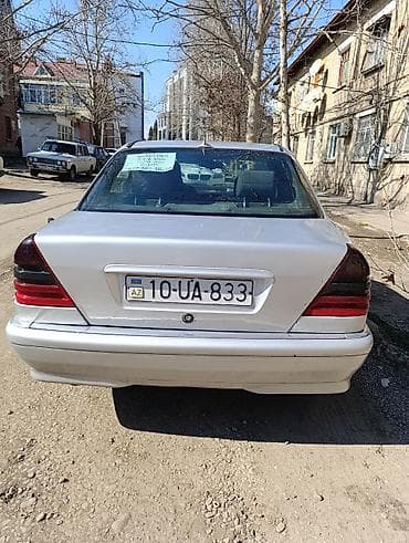 sam disk: Mercedes-Benz C-Class: 2.2 l | 1997 il Sedan — 2