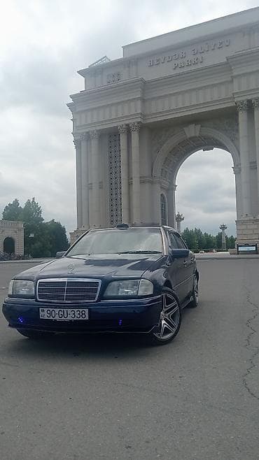Mercedes-Benz C-sinfi sedan - Kuzov: 4 qapılı sedan, tünd mavi rəng - — 2