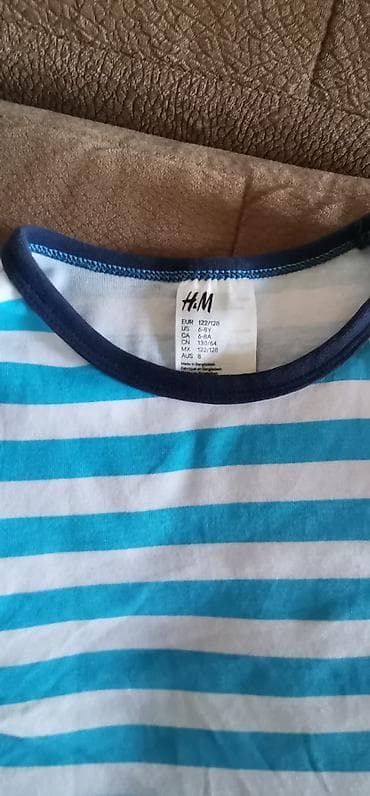 b köynəyi var: Futbolka, Oğlan üçün, 7 - 8 yaş, H&M — 1