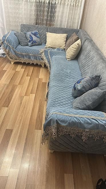 ev mebeleri: *ema_Künc divan 300₼Satilir_* ölçü təqribi 2.8-1.5 olmalıdı. 5-6Ay — 1