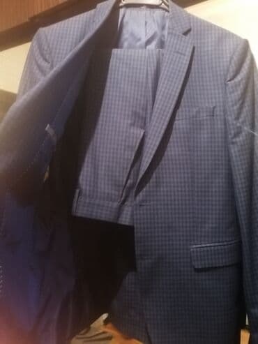 kişi ucun klassik qara kostyum: Kostyumlar — 3