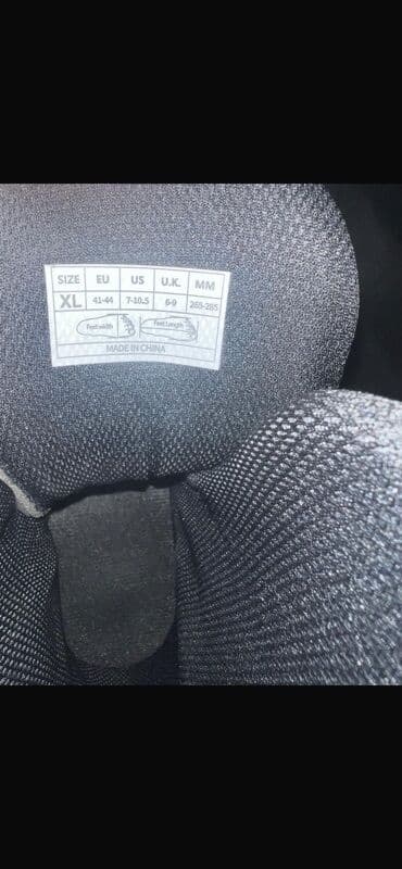 Metroller brendi inline konkiseti - Rəng: qara - Ölçü: XL - EU