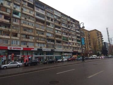 at yalında evlər: Bakı, 3 otaqlı, Köhnə tikili, m. İnşaatçılar, 90 kv. m — 6