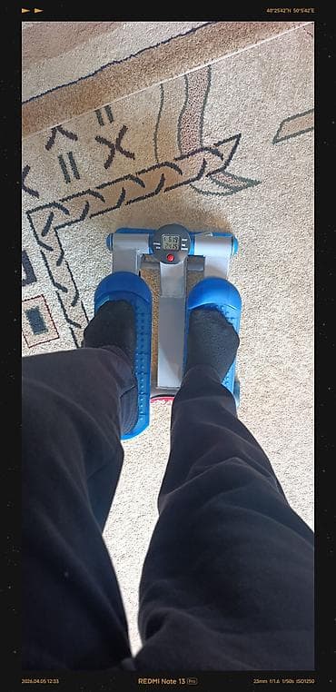 Life Power mini stepper – evdə kardio və ayaq məşqləri üçün kompakт