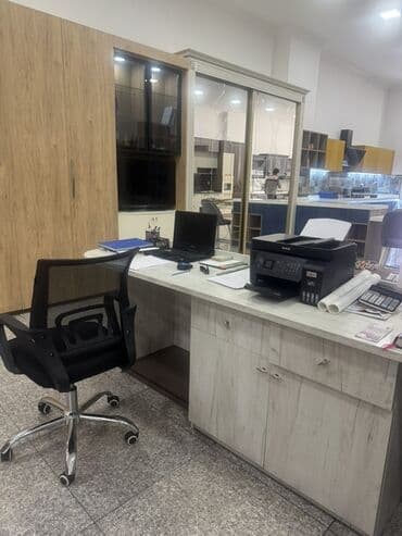 стол угловой офисный: Ресепшн, Угловой стол — 3