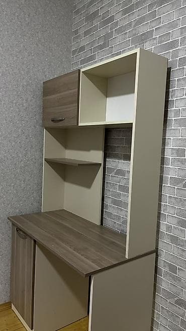 plastic qapilar: Düz masa, Stulsuz, Polkalı, Siyirməsiz, Taxta — 4