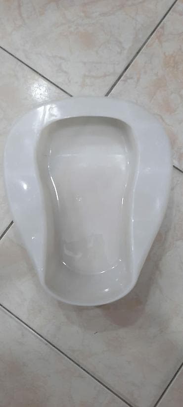 Xesteler ve yaslilar ucun yataq unitazi sudna qalin plasmasdan — 3