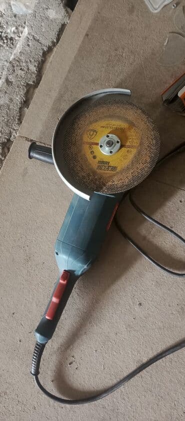 Məsafə ölçənlər, ruletkalar: Böyük ölçülü laqonda heç bir problemi yoxdur təzə kimidir — 1