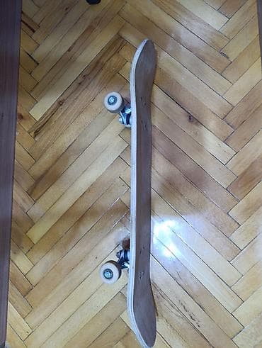 skateboard: Skateboard – tam komplekt - Taxta: klassik konkav formaya malik, üst — 2