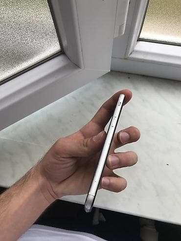 IPhone SE, 64 GB, Qara, Barmaq izi — 6