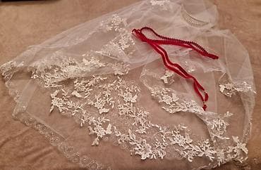 Gəlin örtüyü (fata) və aksesuar dəsti. Gəlinim magazasįndan alįnıb 300 lalafo.az -da Gəlin örtüyü (fata) və aksesuar dəsti. Gəlinim magazasįndan alįnıb 300